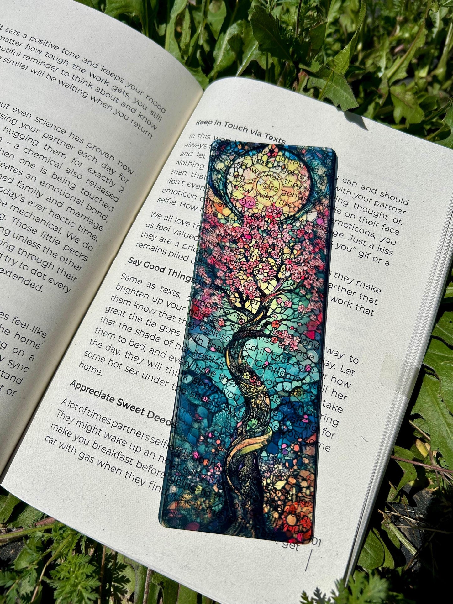 Cherry Blossom Bookmark - Sakura Flower Gift, Japanese Spring Art, Nature-Inspired Keepsake, Elegant Book Lover Accessory, Floral Beauty