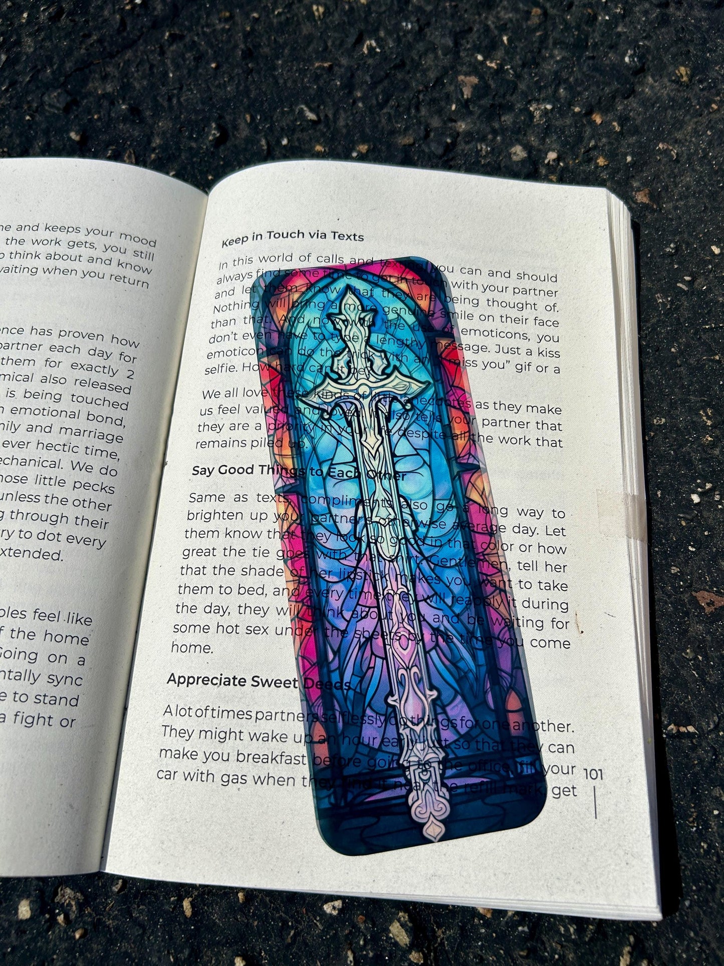 Blade of Death Bookmark – Dark Fantasy Sword, Cross-Inspired, Gothic Book Lover Gift, Unique bookmark gift