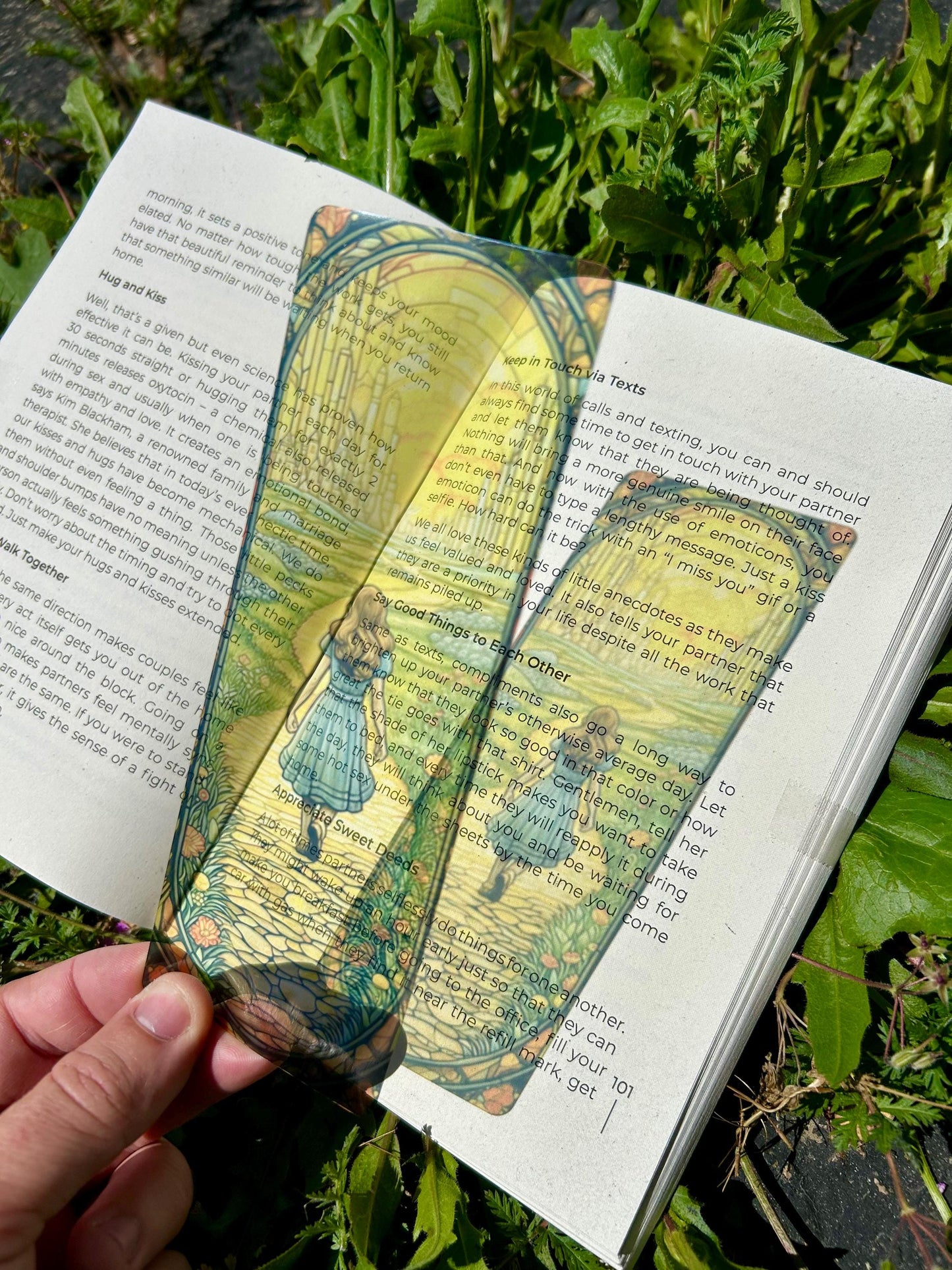 Dorothy Wizard of Oz Bookmark – Classic Fairy Tale Bookmark, Magical Journey Design, Perfect Gift for Fans of Oz