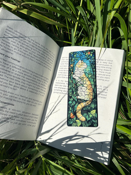 Stained Glass Cat Bookmark – Handmade Cat Bookmark, Feline Art Page Marker, Unique Cat Lover Gift, Colorful Stained Glass
