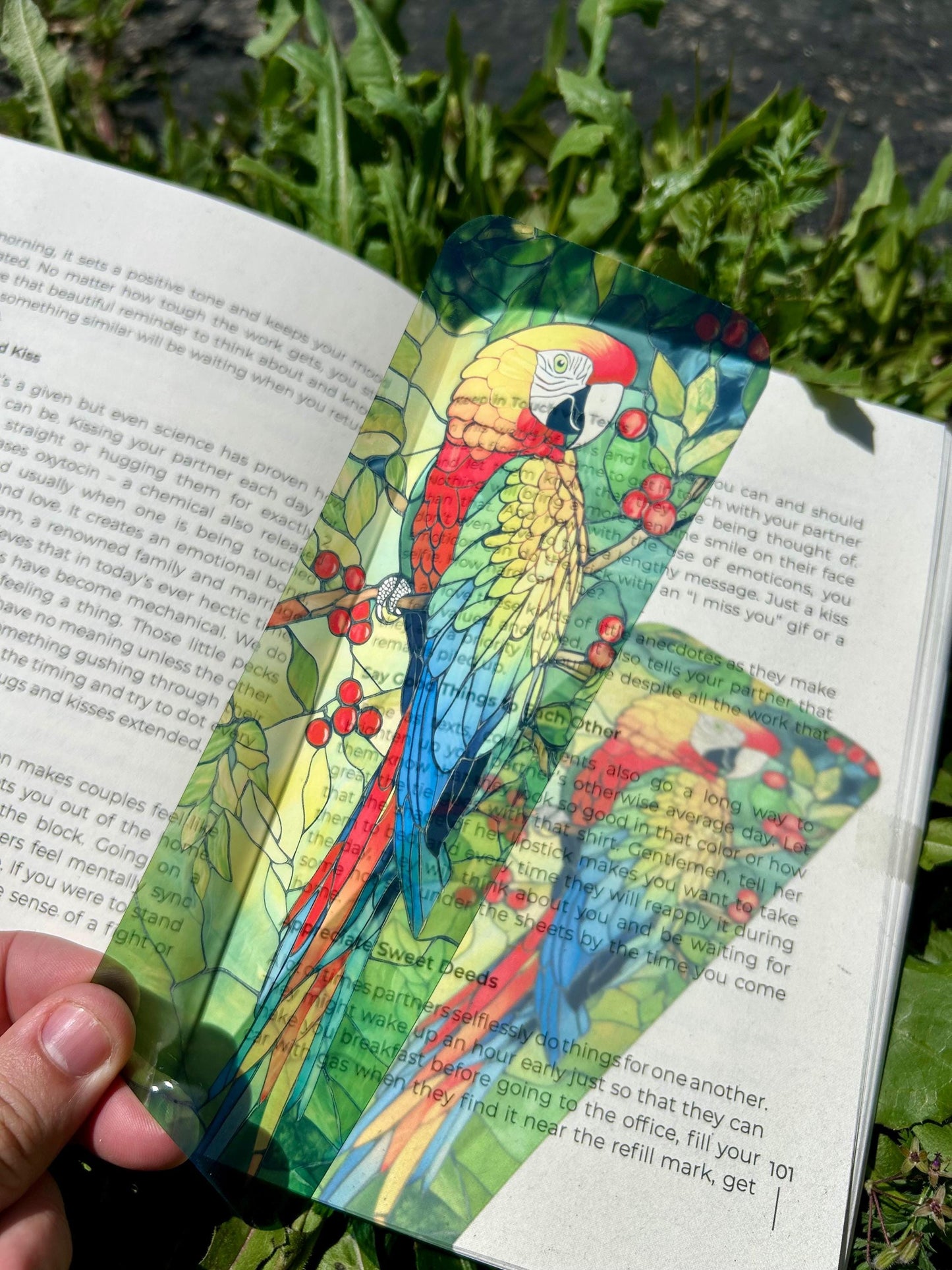 Tropical Macaw Bookmark - Colorful Parrot Book Accessory, Exotic Bird Lover Gift, Jungle Wildlife Bookmark, Unique Book Gift