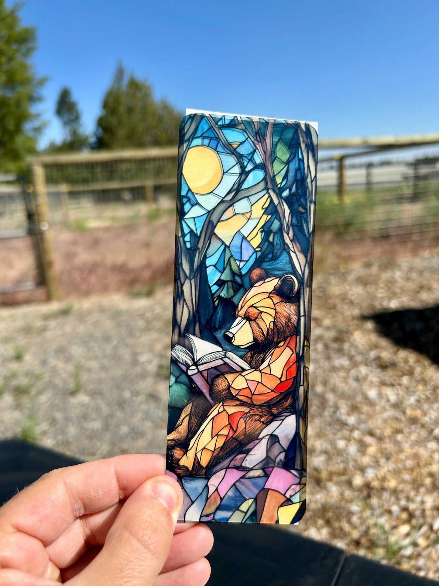 Bear Bookmark, Cozy Forest Reading Scene in Stained Glass Style, Nature-Inspired Gift for Book Lovers and Woodland Dreamers, Bear Book Gift
