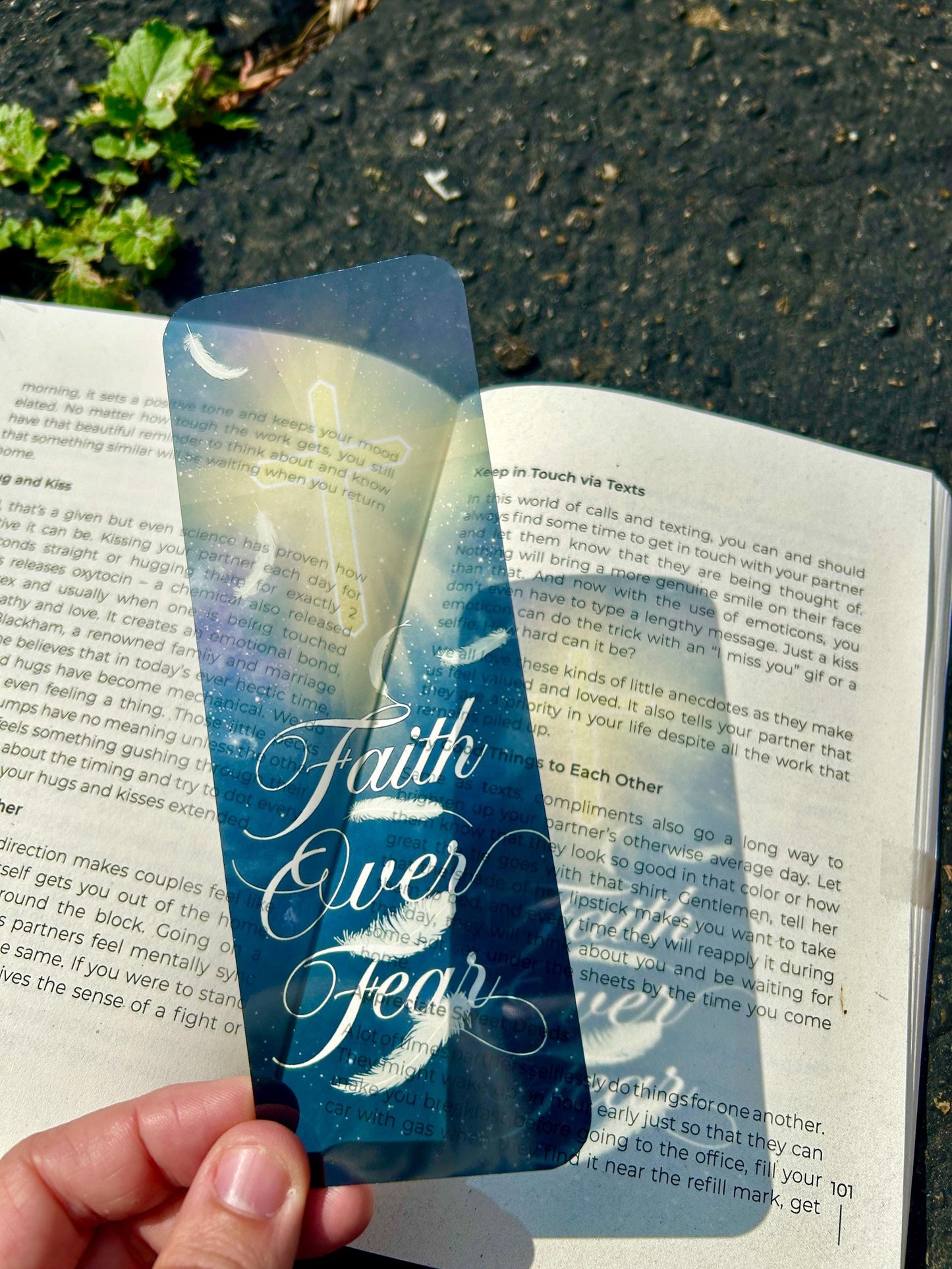Faith Over Fear Bookmark – Christian Cross Gift, Religious Gift, Spiritual Bookmark for Book Lovers
