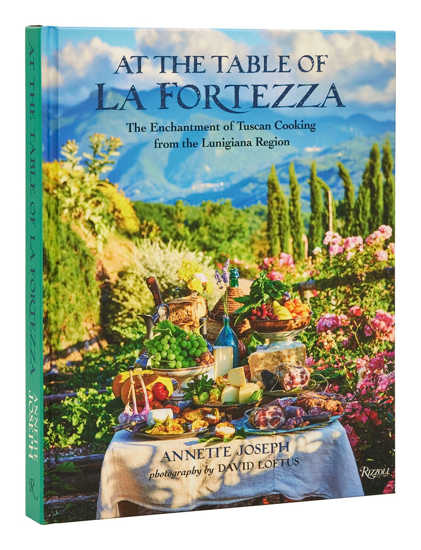 At the Table of La Fortezza - The Enchantment of Tuscan Cooking from the Lunigiana Region