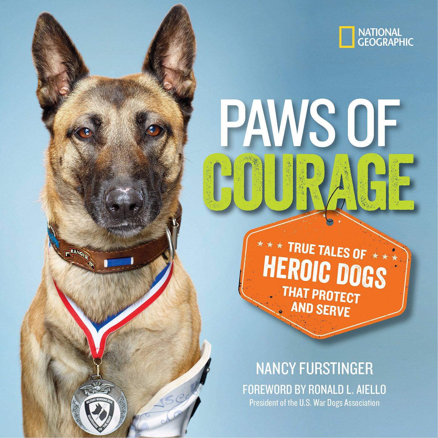 Paws of Courage - True Tales of Heroic Dogs that Protect and Serve