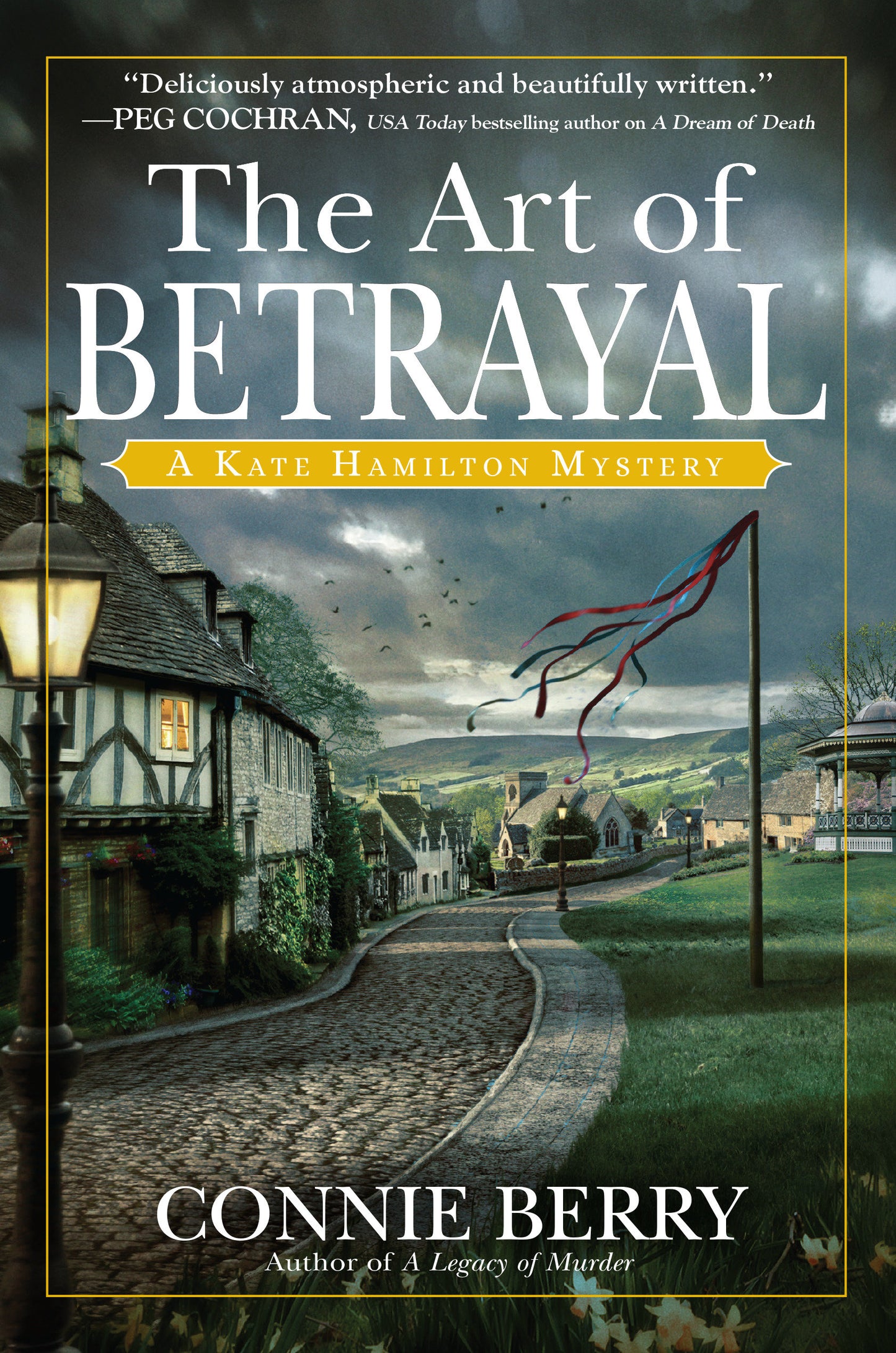 The Art of Betrayal - A Kate Hamilton Mystery (A Kate Hamilton Mystery) (Book:3)