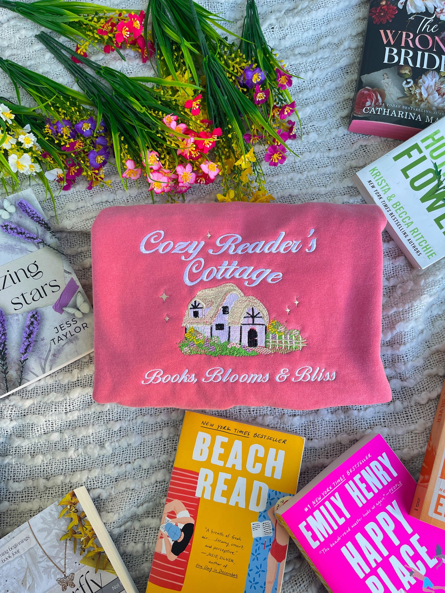 Cozy Readers Cottage Sweatshirt