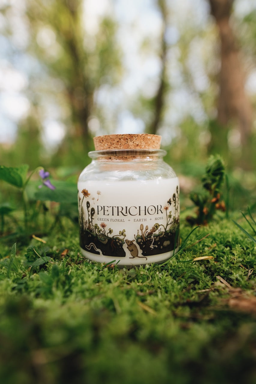 Petrichor | Vela de soja de boticario de 8 oz