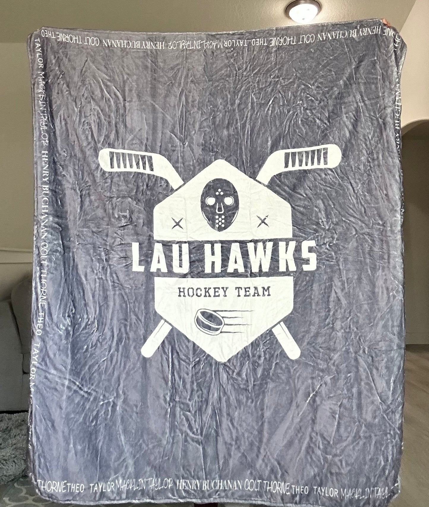 LAU Blanket