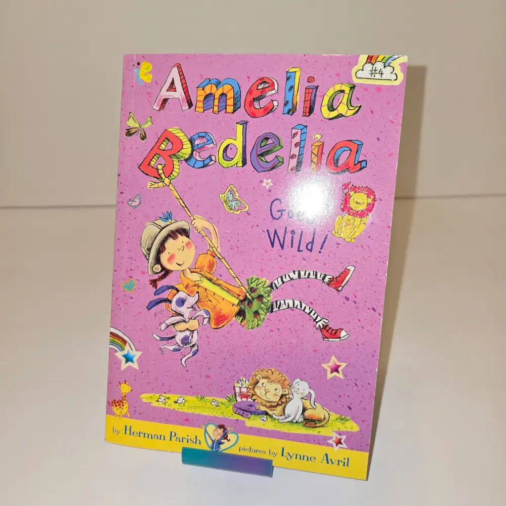 Amelia Bedelia Chapter Book #4: Amelia Bedelia Goes Wild! by Herman Parish Lynne Avril - Used - Children’s Book