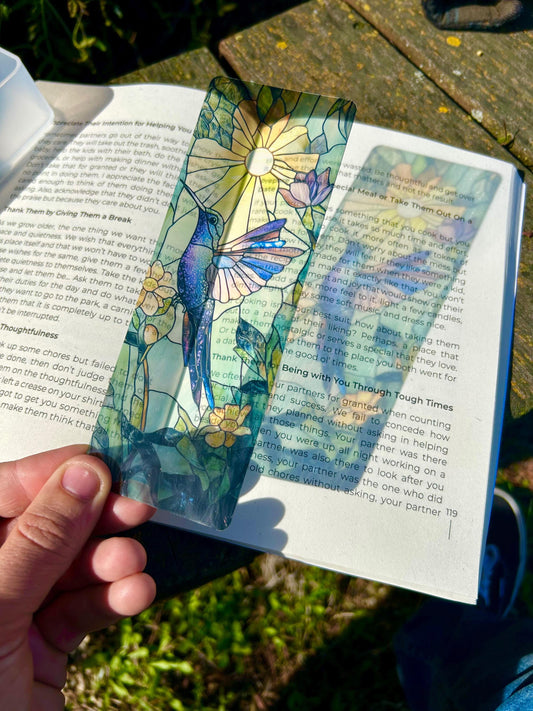 Hummingbird Bookmark - Elegant and Colorful Bird Design, Perfect for Bird Lovers, Readers, and Nature Enthusiasts, Gift for Bird Watchers