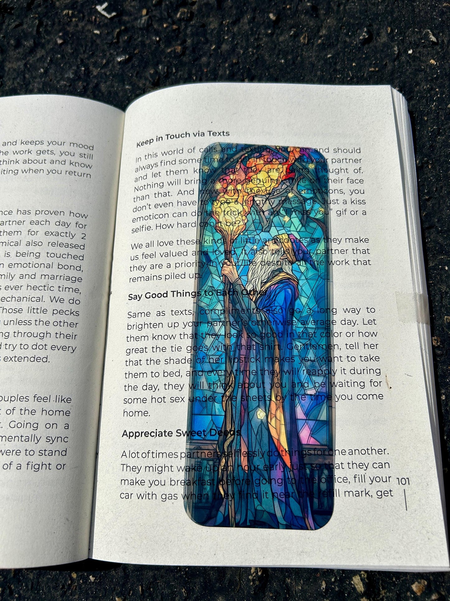 Magical Wizard Bookmark – Enchanting Wizard Art, Fantasy Themed Gift, Perfect for Book Lovers and Fantasy Enthusiasts
