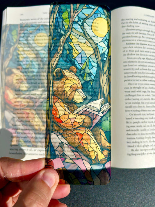 Bear Bookmark, Cozy Forest Reading Scene in Stained Glass Style, Nature-Inspired Gift for Book Lovers and Woodland Dreamers, Bear Book Gift
