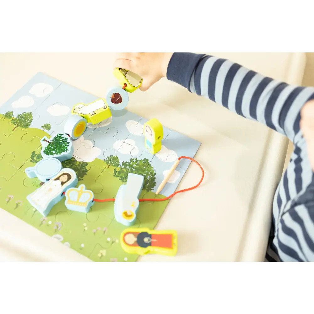 Fatima Lacing Set Toys & Games