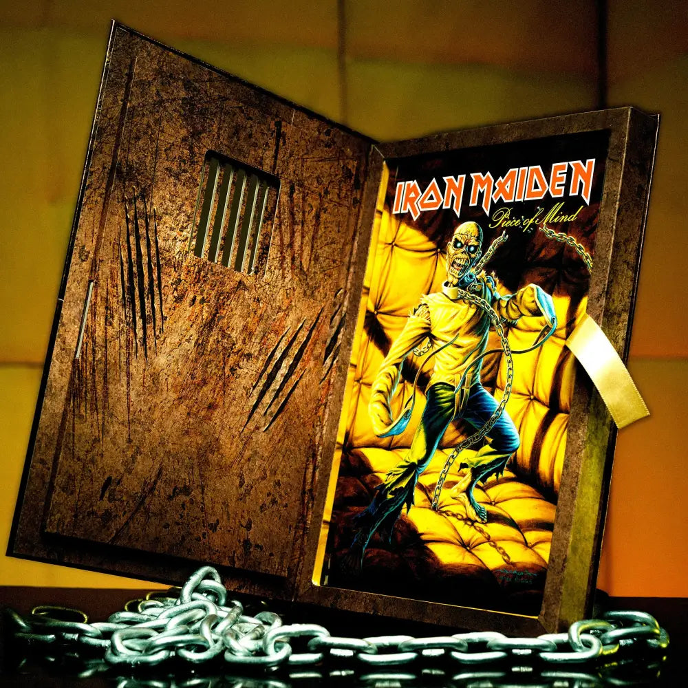 Iron Maiden: Piece Of Mind - Deluxe Edition - Book Edition
