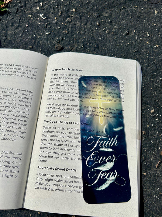Faith Over Fear Bookmark – Christian Cross Gift, Religious Gift, Spiritual Bookmark for Book Lovers