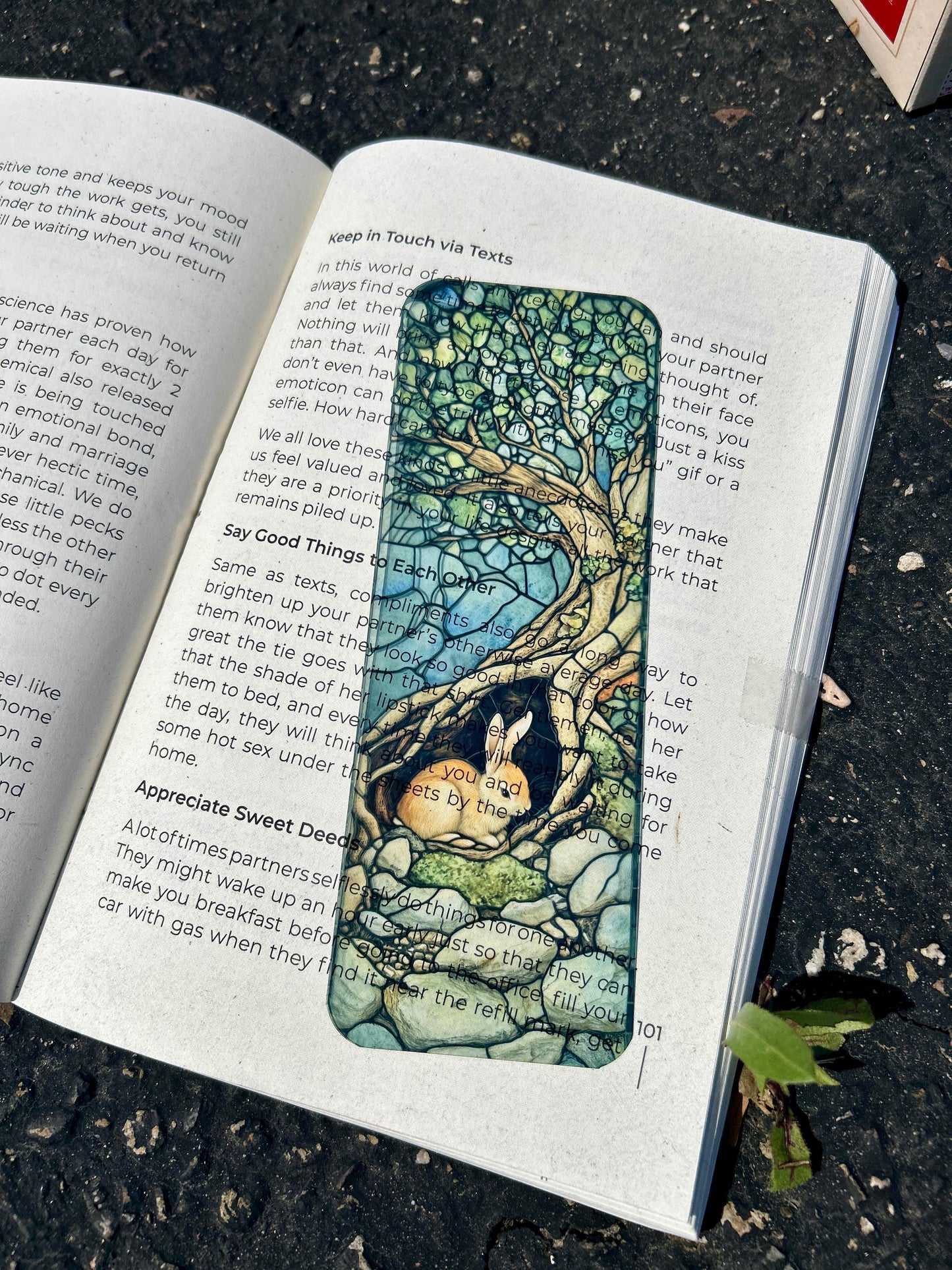 Easter Bunny Bookmark – Cute Springtime Rabbit Design, Perfect Gift for Easter and Book Lovers