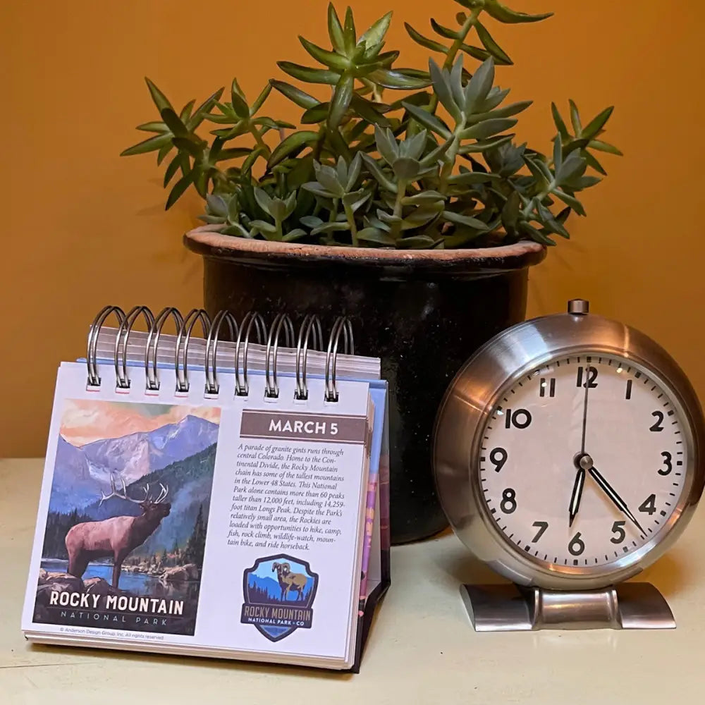 365 Day Desktop Flip Calendar: National Parks (Best Seller!) Books and Gifts
