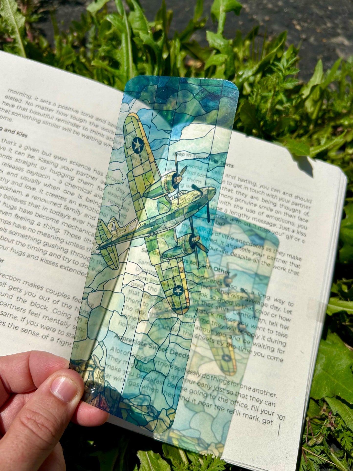 WW2 Airplane Bookmark - Vintage Fighter Plane Metal Bookmark, Aviation Gift for Pilots, History Buffs & Book Lovers, Unique Gift Idea