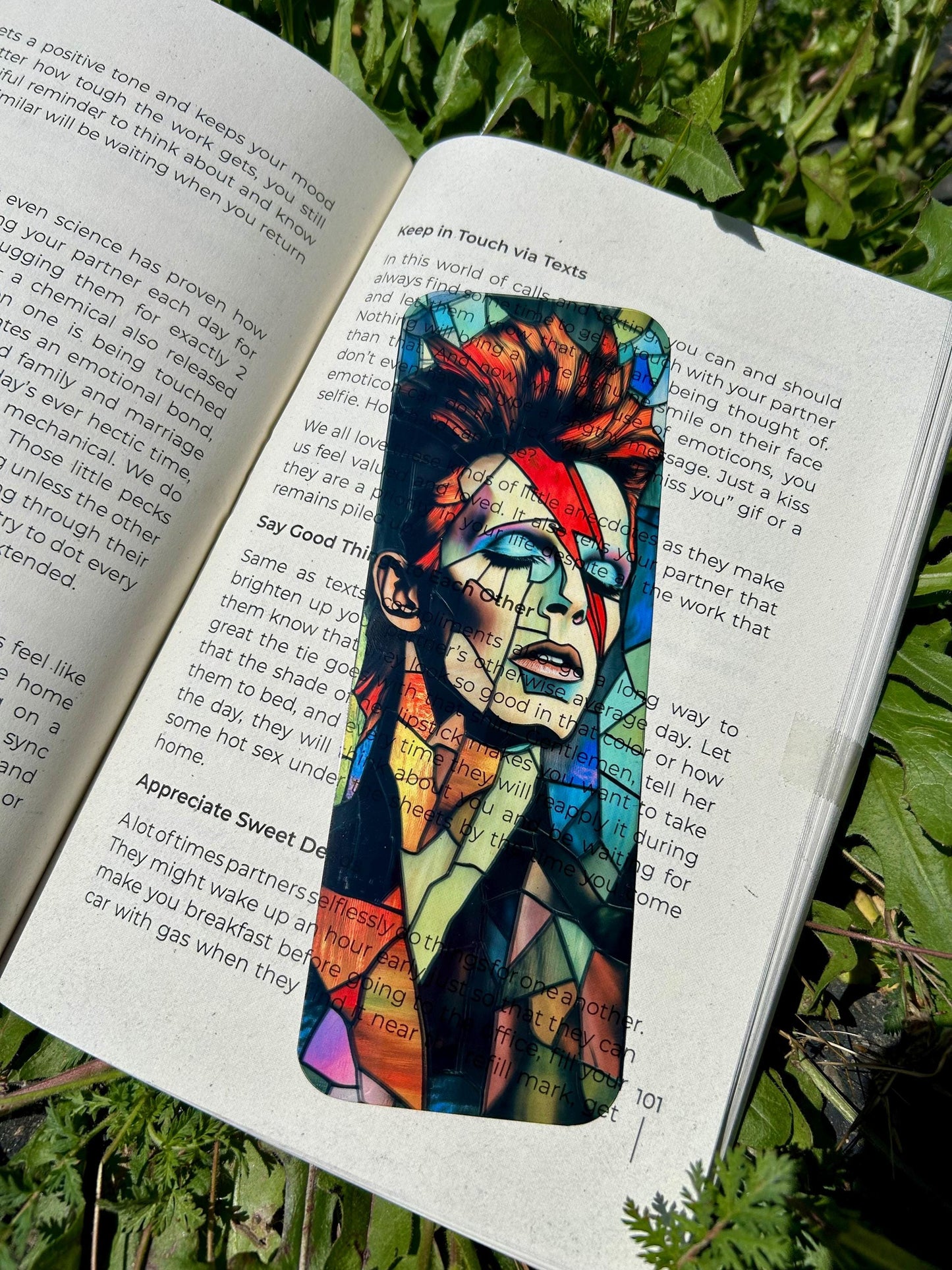 Bowie Bookmark - Legendary Bowie Gift, Music Icon Page Marker, Ziggy David Fan Art Stardust, Rock Star Memorabilia for Book Lovers