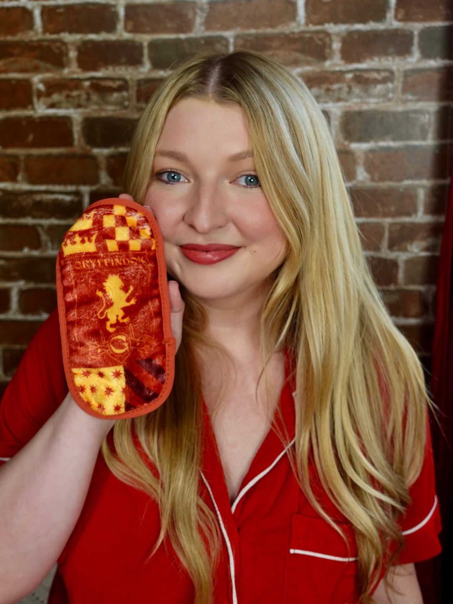 Harry Potter™ Gryffindor Mini PRO MakeUp Eraser