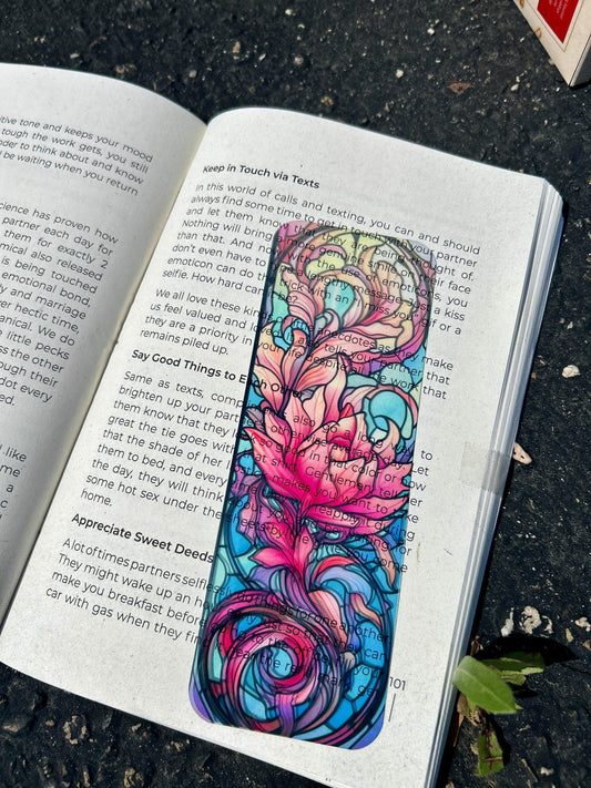 Elegant Flower Blossom Bookmark – Floral Stained Glass Art, Nature-Inspired Gift for Book Lovers