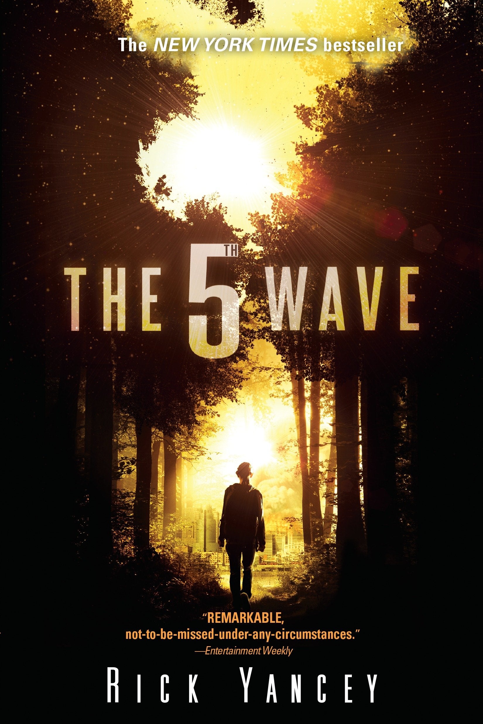 The 5th Wave - The First Book of the 5th Wave Series (The 5th Wave) (Book:1)