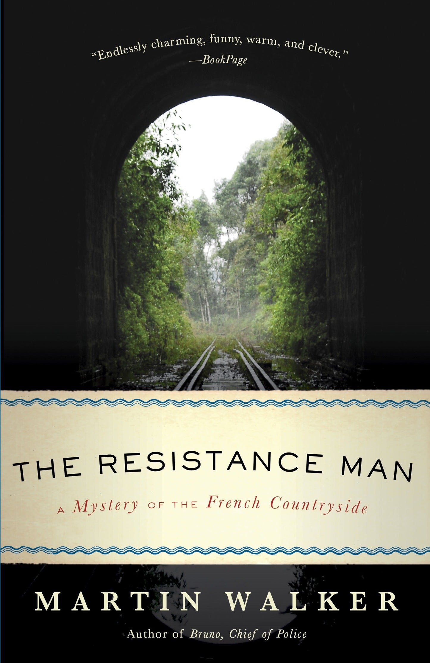 The Resistance Man - A Mystery of the French Countryside (Bruno, Chief of Police Series) (Book:6)