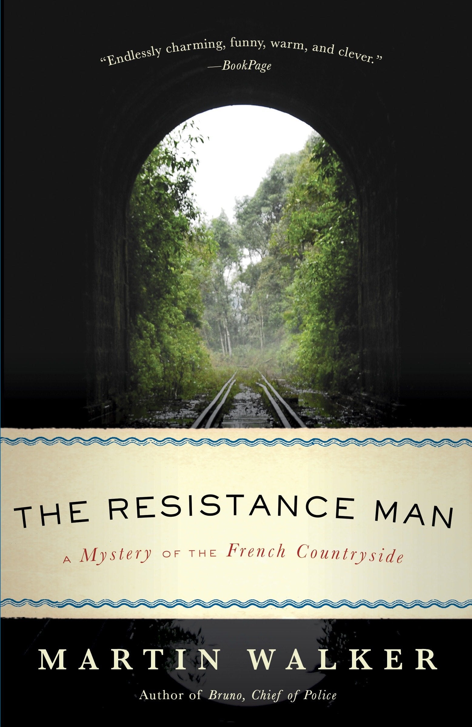 The Resistance Man - A Mystery of the French Countryside (Bruno, Chief of Police Series) (Book:6)