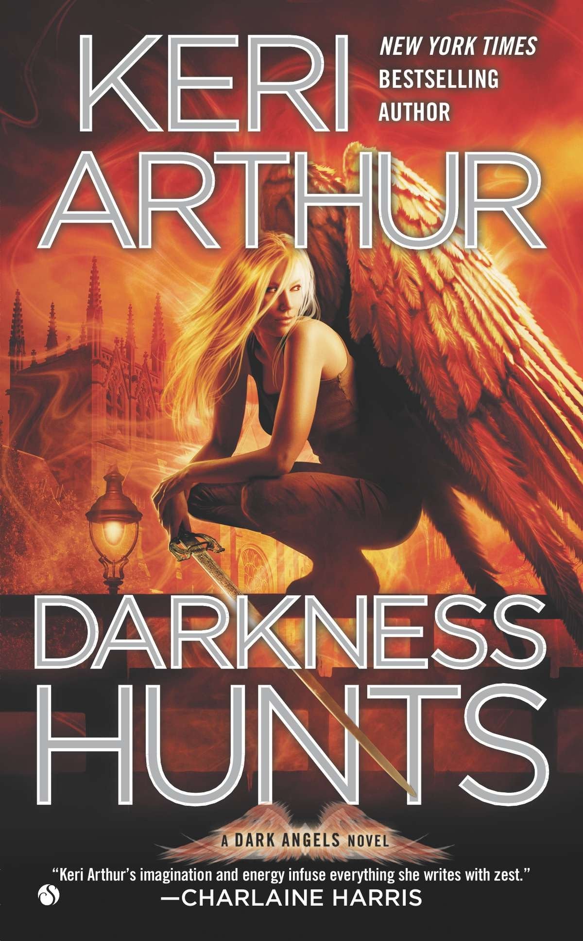Darkness Hunts - A Dark Angels Novel (Dark Angels) (Book:4)