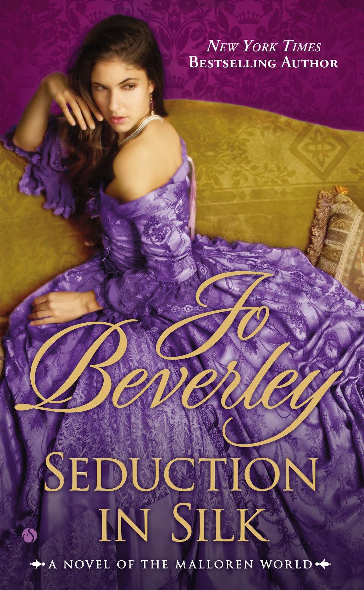 Seduction in Silk (A Mallorean Novel) (Book:13)