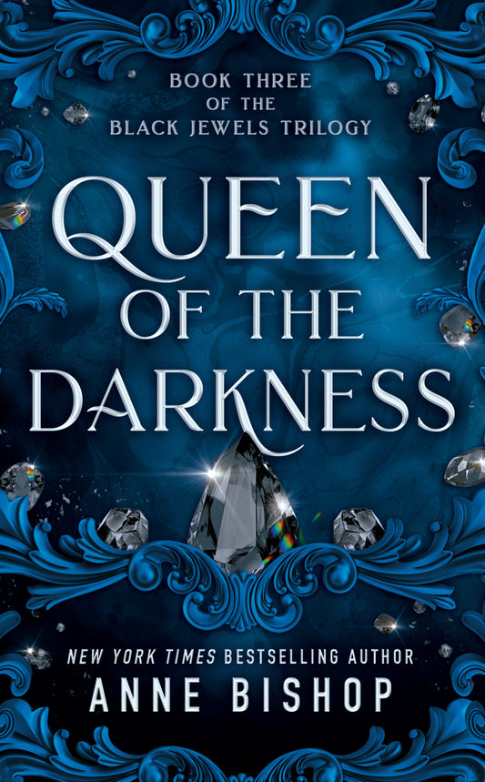 Queen of the Darkness (Black Jewels) (Book:3)