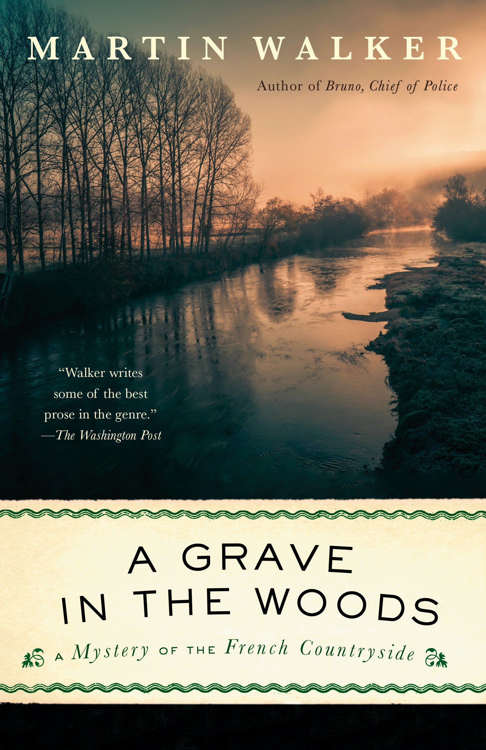 A Grave in the Woods - A Bruno, Chief of Police Novel (Bruno, Chief of Police Series) (Book:17)