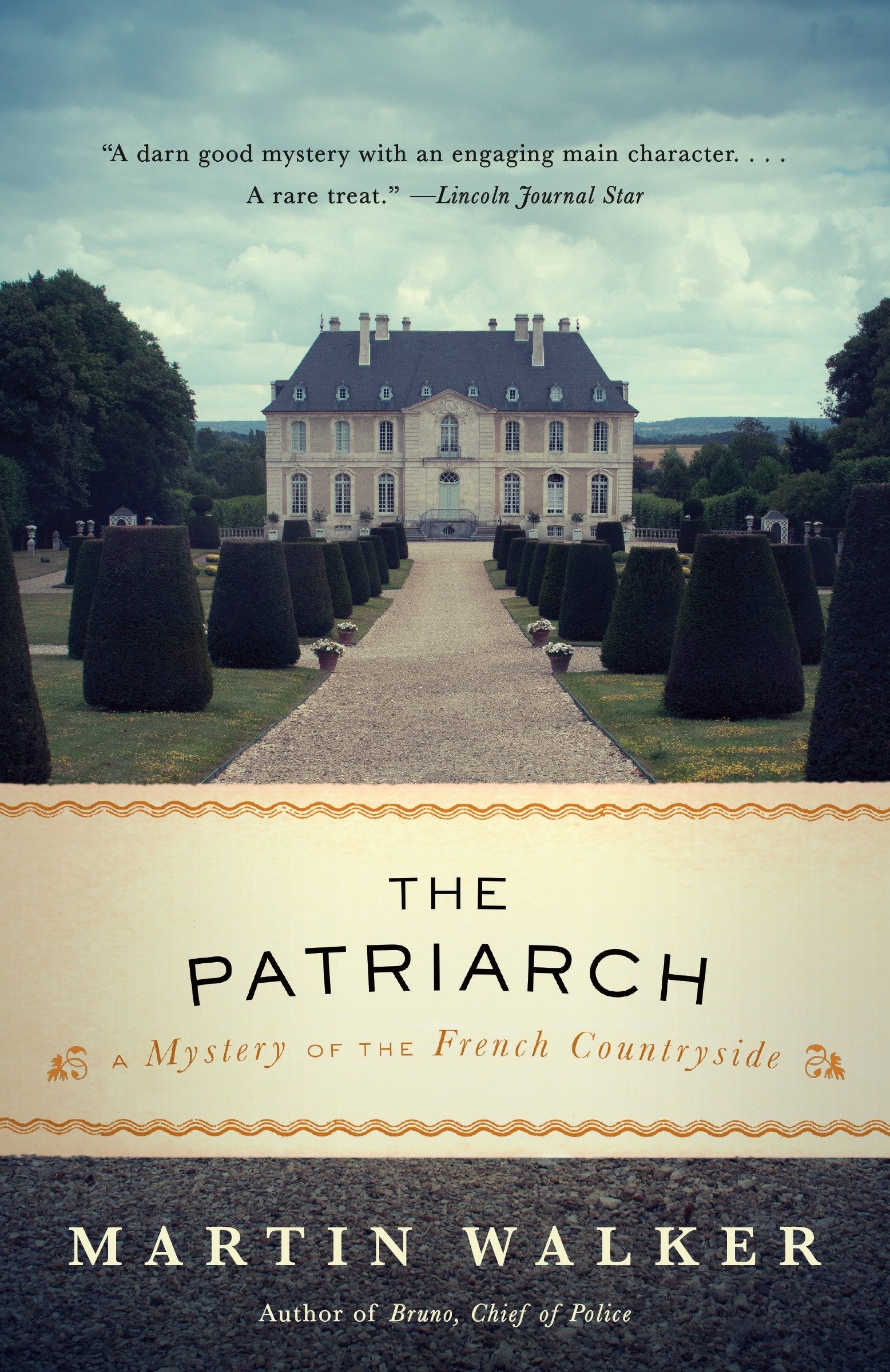 The Patriarch - A Mystery of the French Countryside (Bruno, Chief of Police Series) (Book:8)