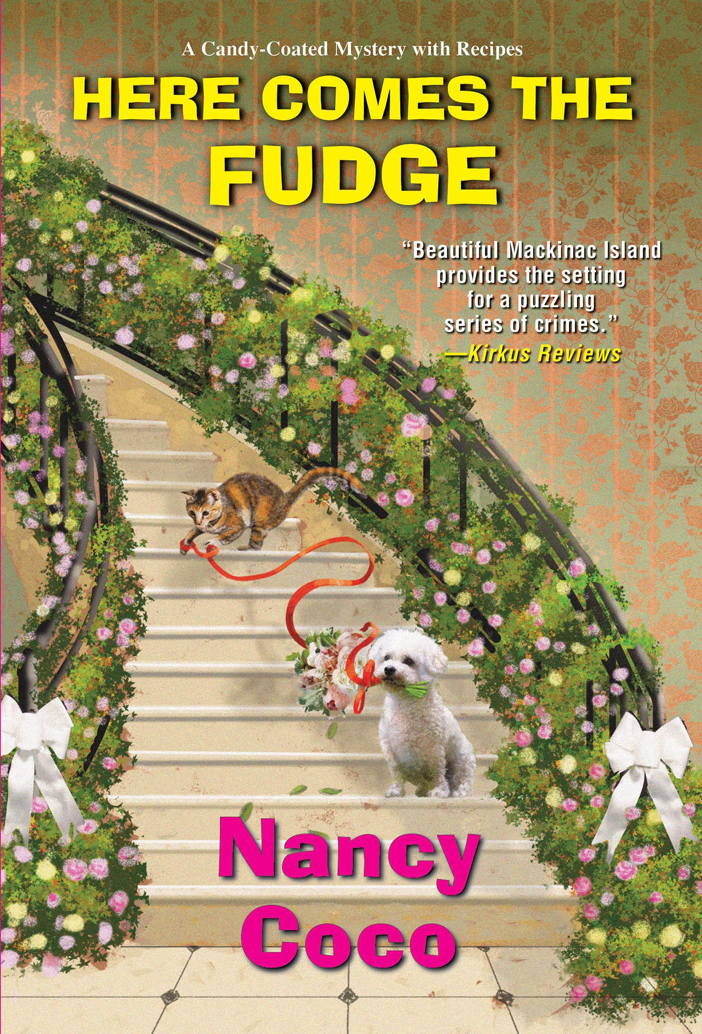 Here Comes the Fudge (A Candy-coated Mystery) (Book:9)