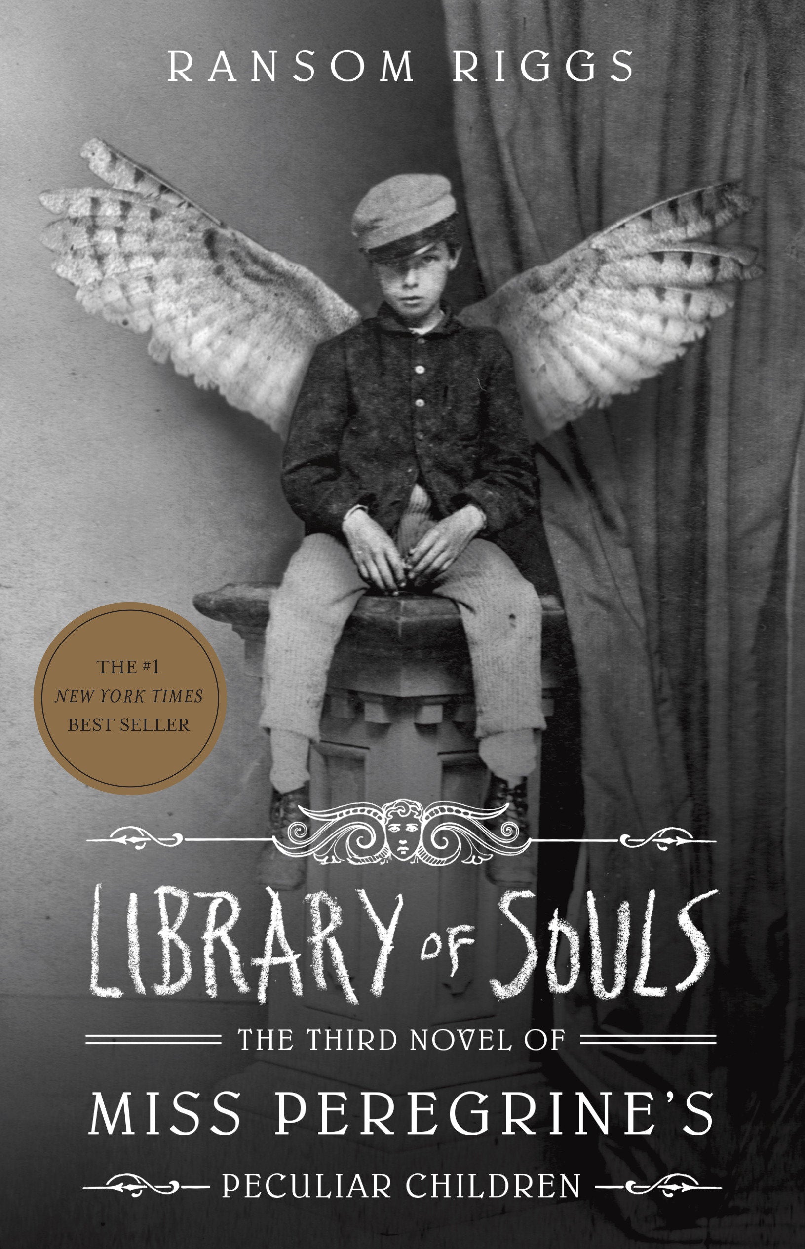 Library of Souls - The Third Novel of Miss Peregrine's Peculiar Children (Miss Peregrine's Peculiar Children) (Book:3)
