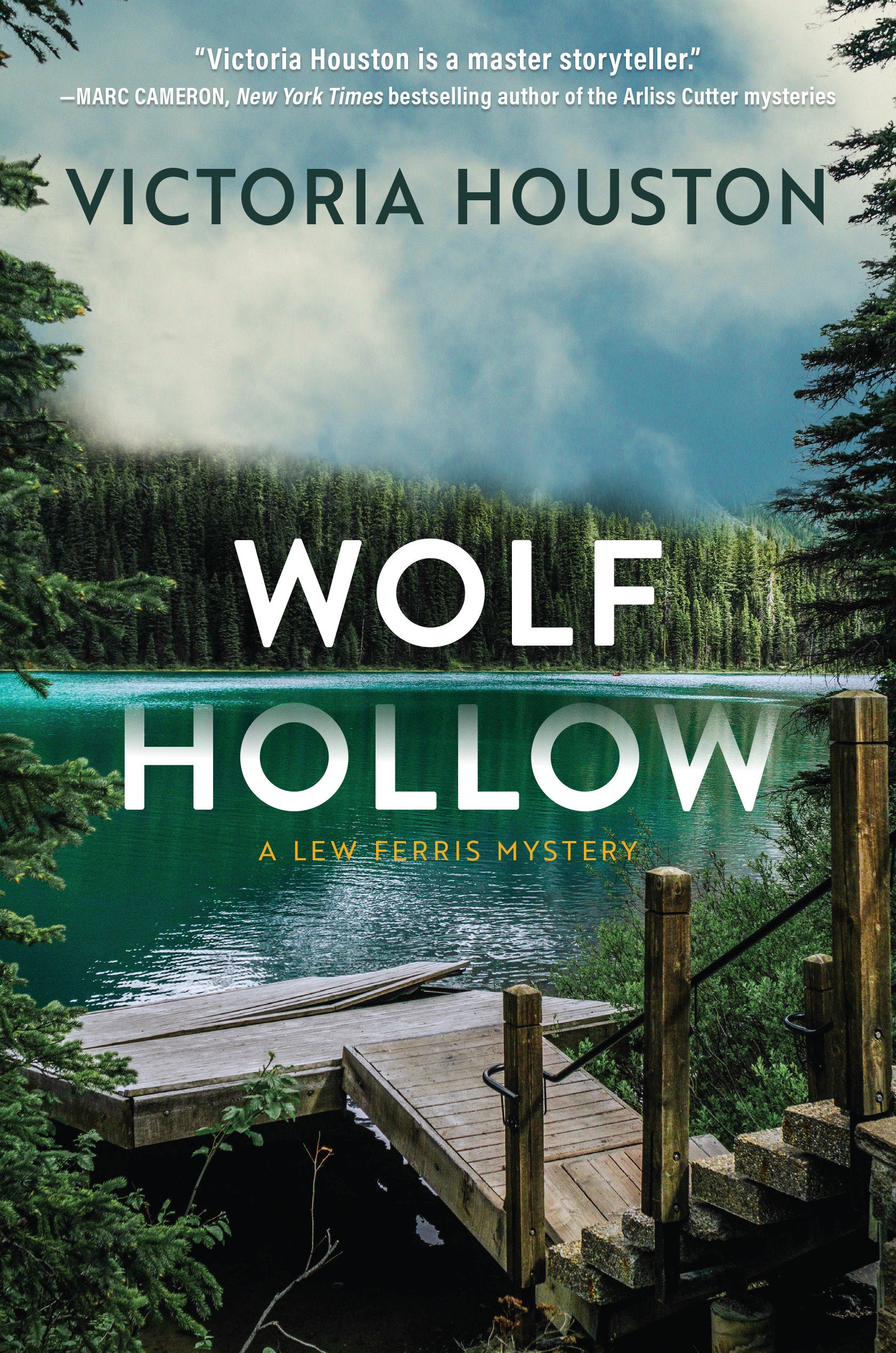 Wolf Hollow (A Lew Ferris Mystery) (Book:1)