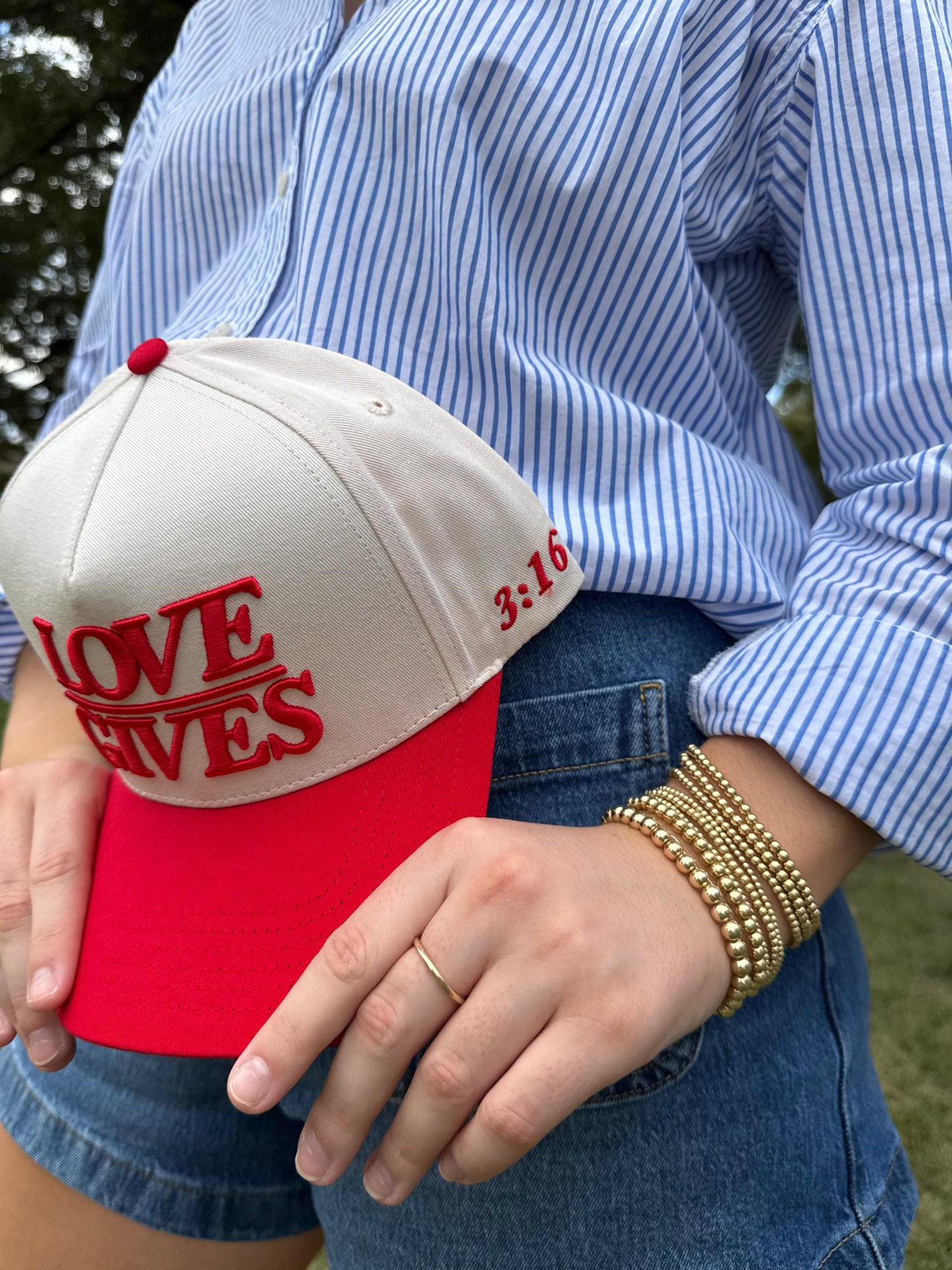 LOVE GIVES Hat