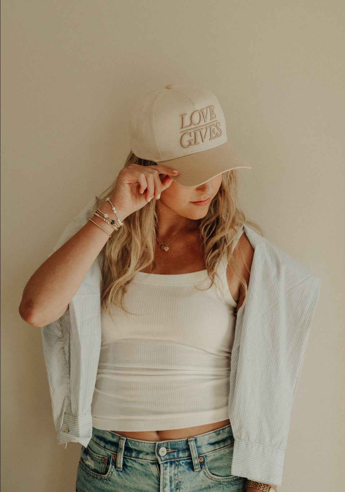 LOVE GIVES hat