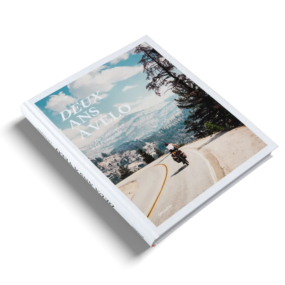 Deux ans à vélo Book
