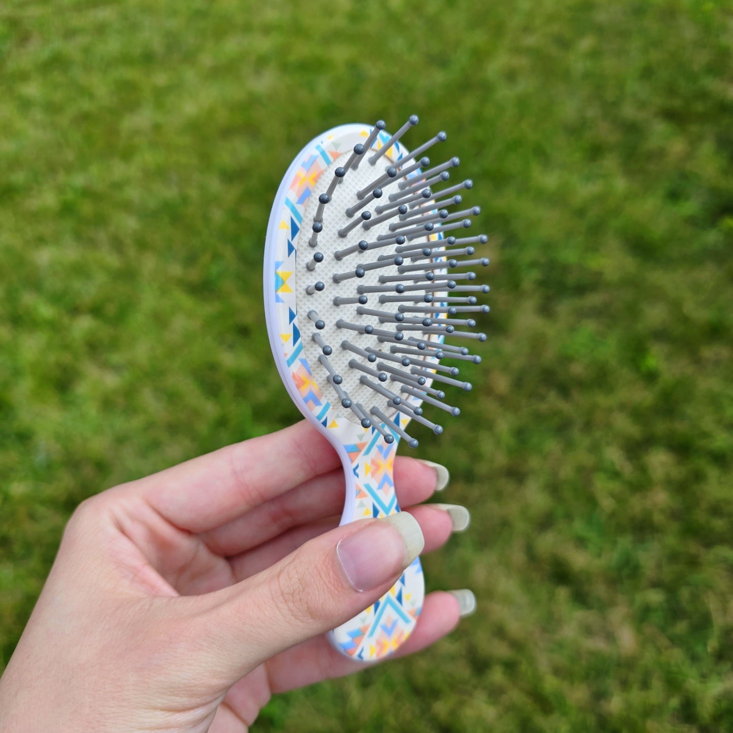 Mini Hairbrush with Summer-Themed Print – A Book Lover's Essential - Creative By Sanchez