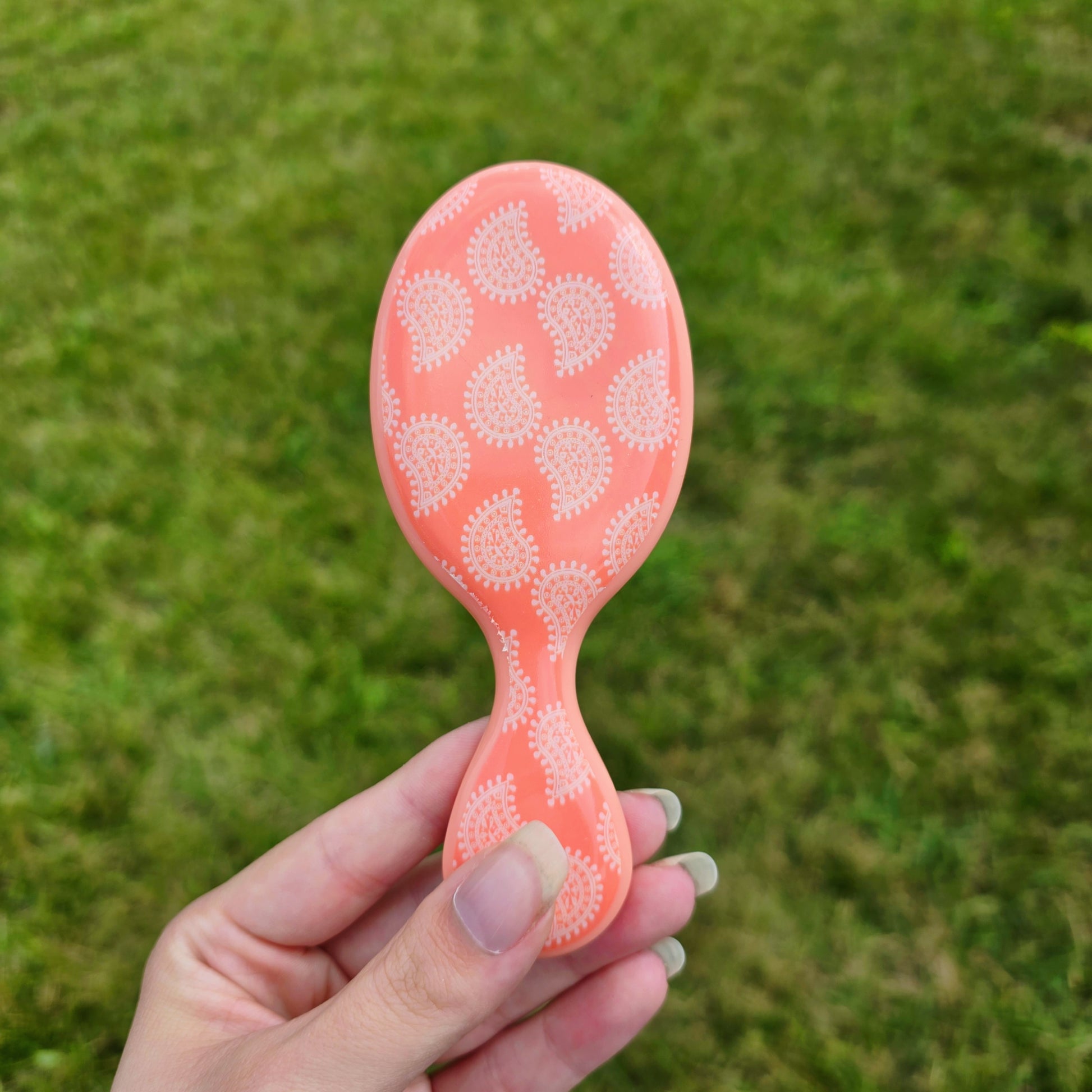 Mini Hairbrush with Summer-Themed Print – A Book Lover's Essential - Creative By Sanchez